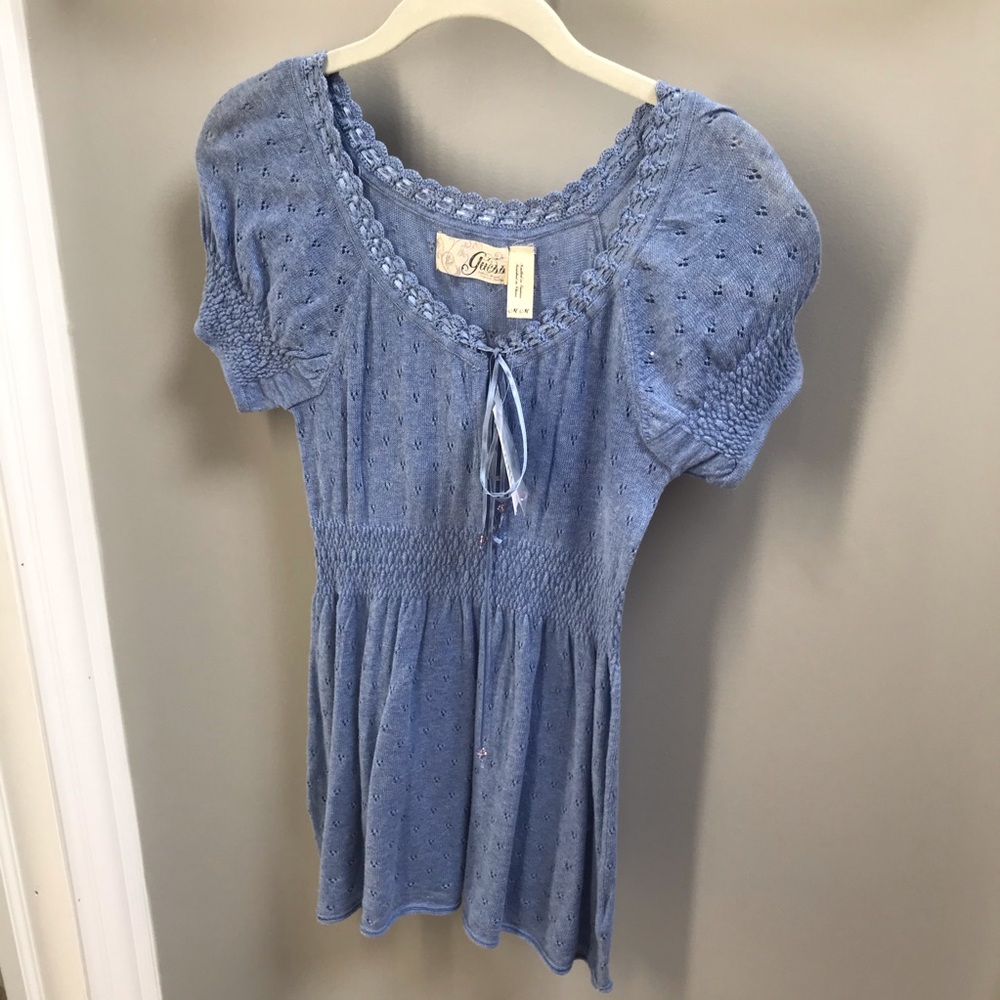 Guess light short sleeved sweater